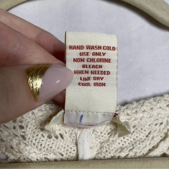 Sundance Cream Lace for Days Crochet Semi-Sheer Long Sleeve Knit Top Sz M - Picture 11 of 11